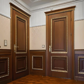 Межкомнатные двери из массива ясеня Forte Classic
