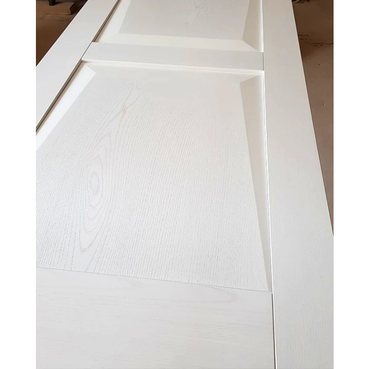 Міжкімнатні двері з масиву вільхи Novara White Neoclassic