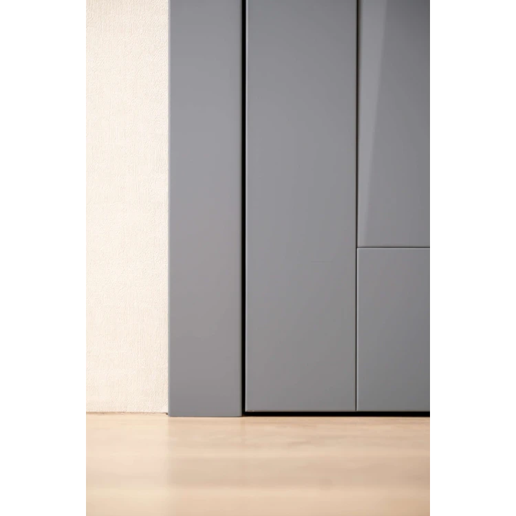 Міжкімнатні двері з масиву вільхи Novara Gray Neoclassic