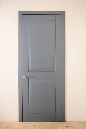 Міжкімнатні двері з масиву вільхи Novara Gray Neoclassic
