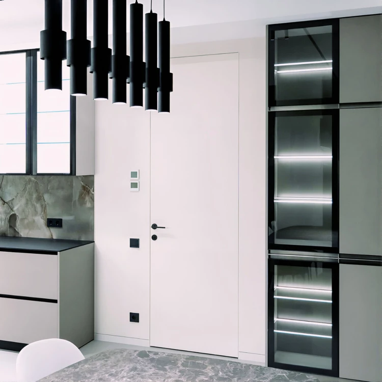 Скрытые двери Doorway 52 Inside Грунтованные · Торец AL Серебро